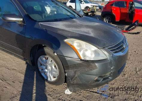 2010 Nissan Altima 2.5 S z USA, uszkodzony, nr VIN 1N4AL2AP2AN474707